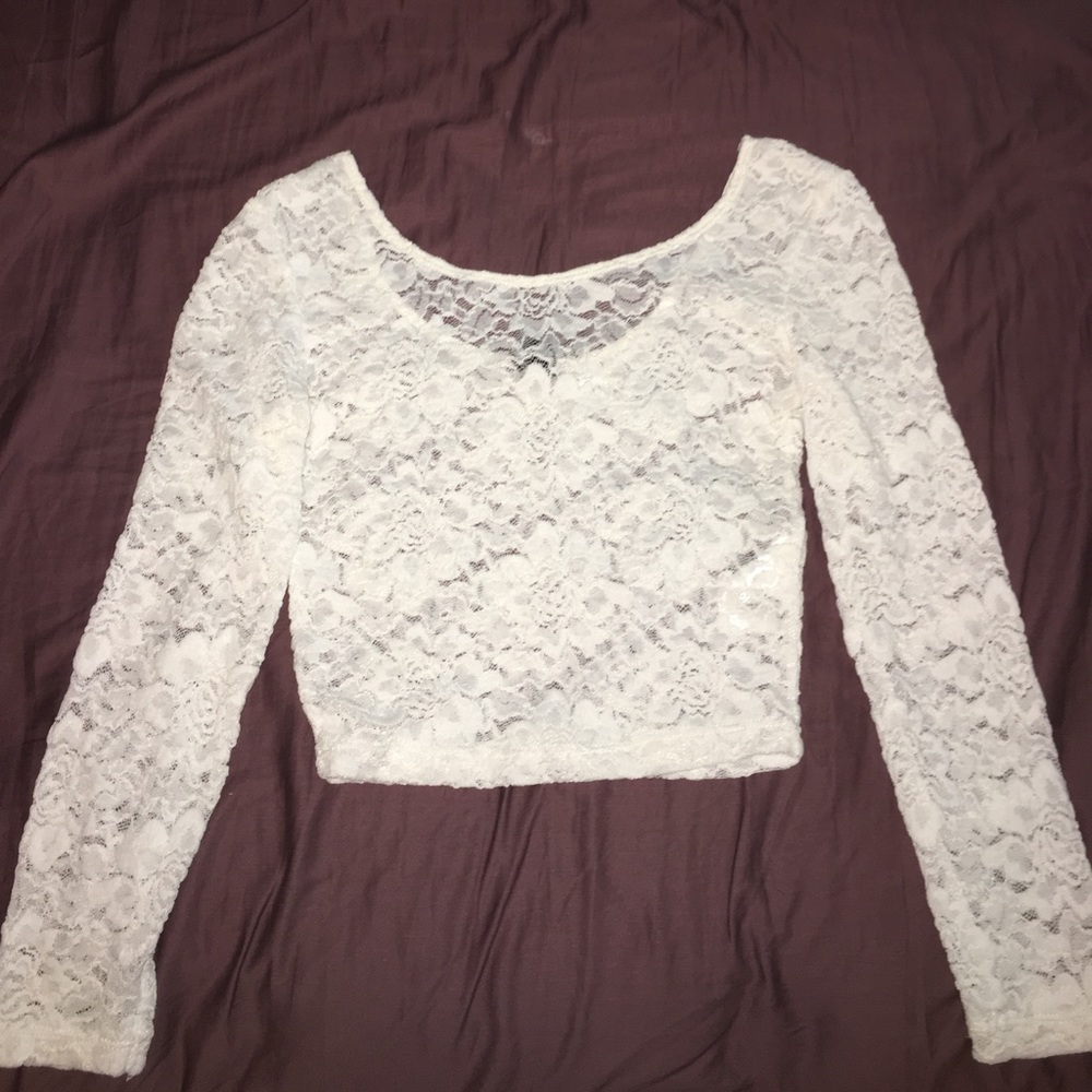White Lace Long Sleeve Crop